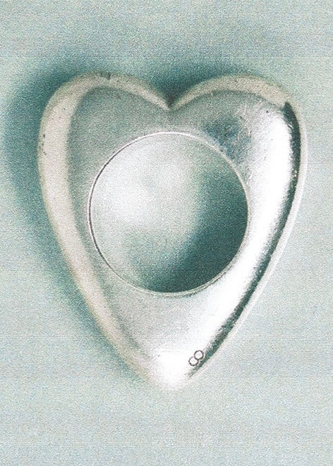 Broken heart ring and amulet